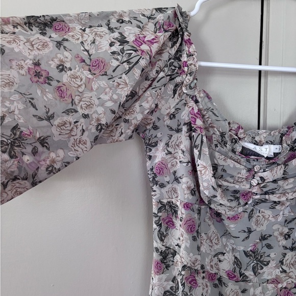 Astr | Off Shoulder Floral Midi Dress - Picture 2 of 7